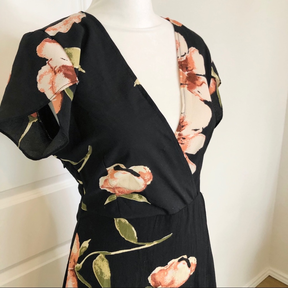 Ace Snug floral maxi dress with side slit - Picture 2 of 7